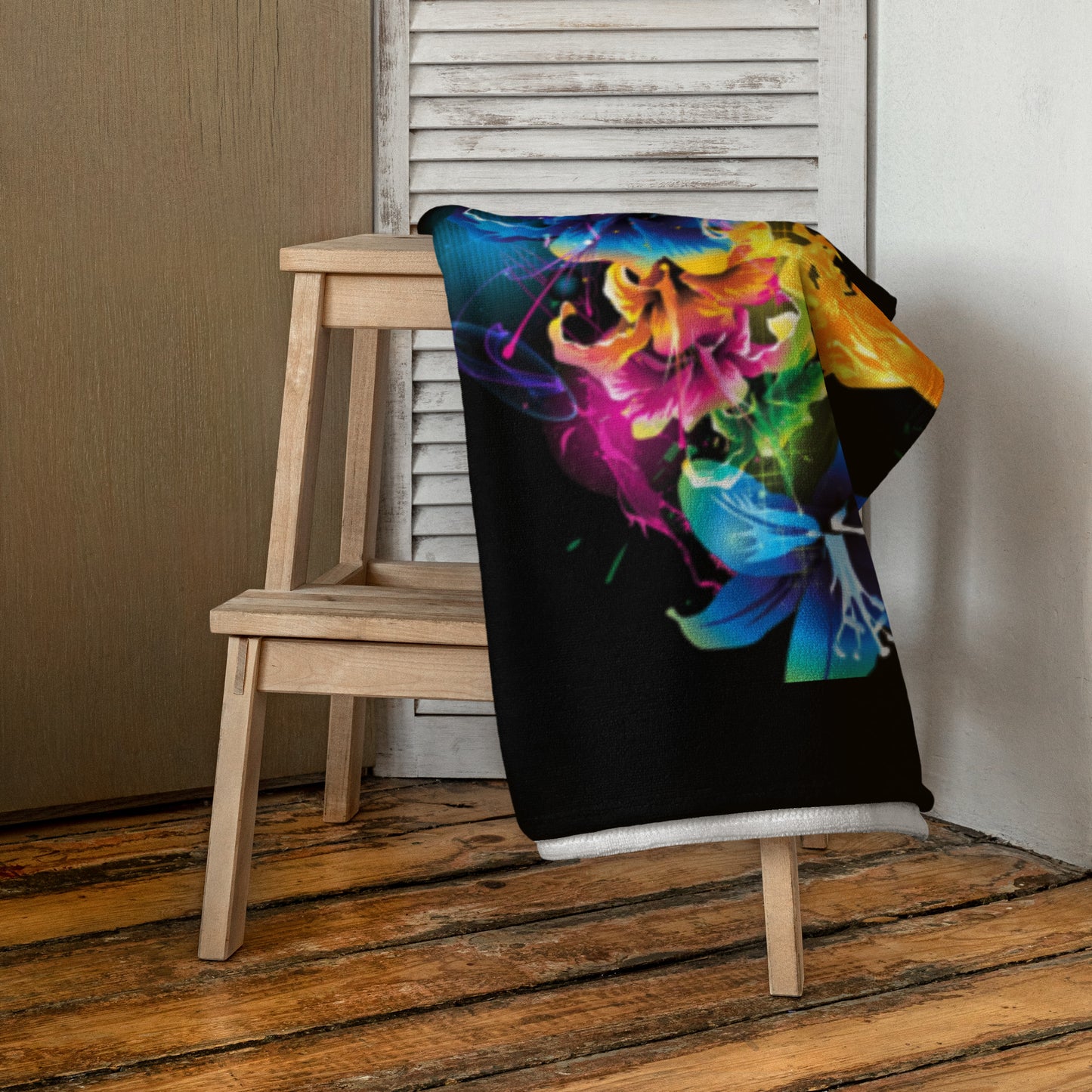 Abstract Flower Towel